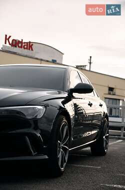 Седан Audi A6 2013 в 