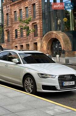 Седан Audi A6 2015 в Киеве