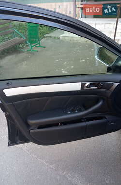 Універсал Audi A6 2000 в 