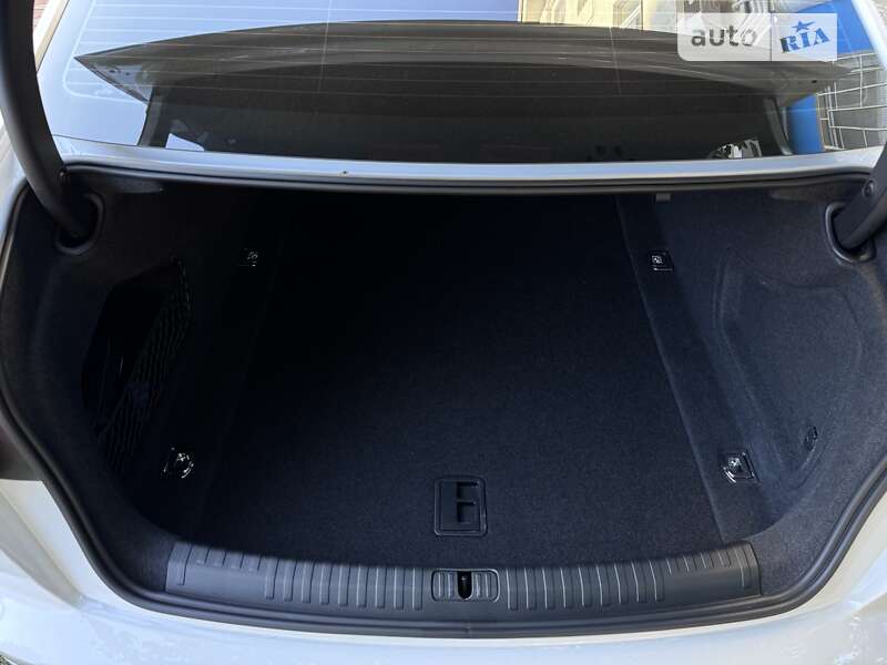 Седан Audi A6 2023 в Киеве фото 42 Седан Audi A6 2023 в Киеве