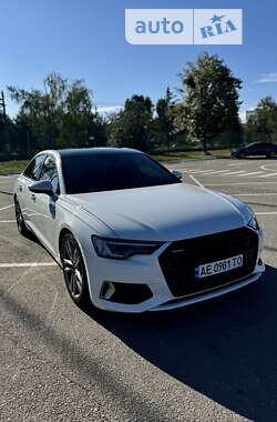 Седан Audi A6 2018 в Киеве