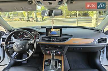 Седан Audi A6 2015 в 