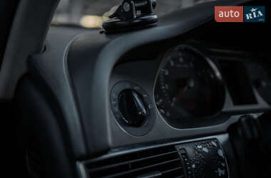 Седан Audi A6 2005 в 