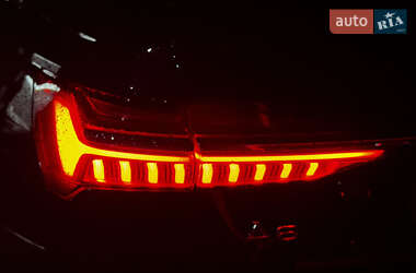Седан Audi A6 2019 в 
