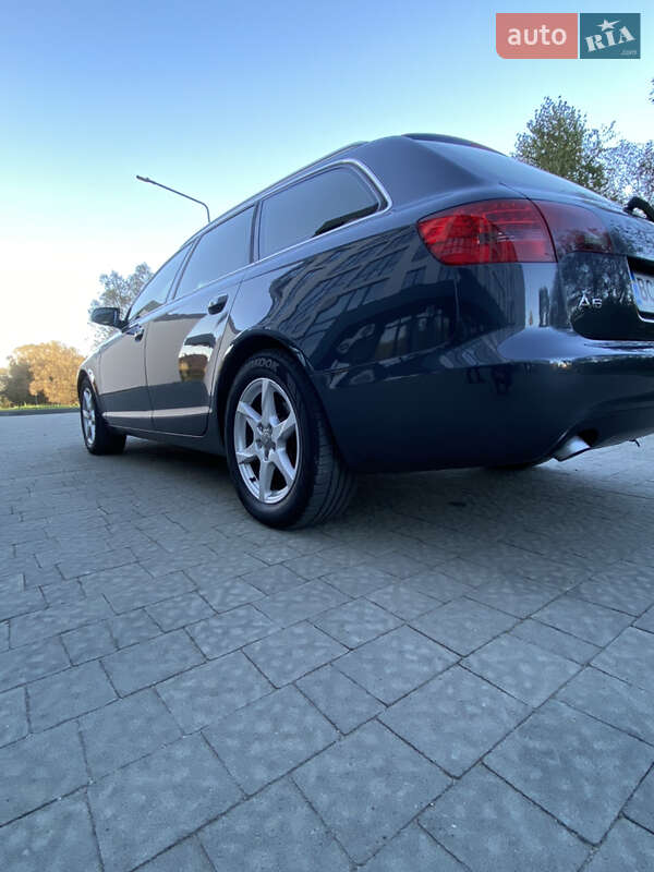 Универсал Audi A6 2005 в Новояворовске