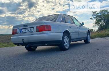 Седан Audi A6 1996 в Щирце