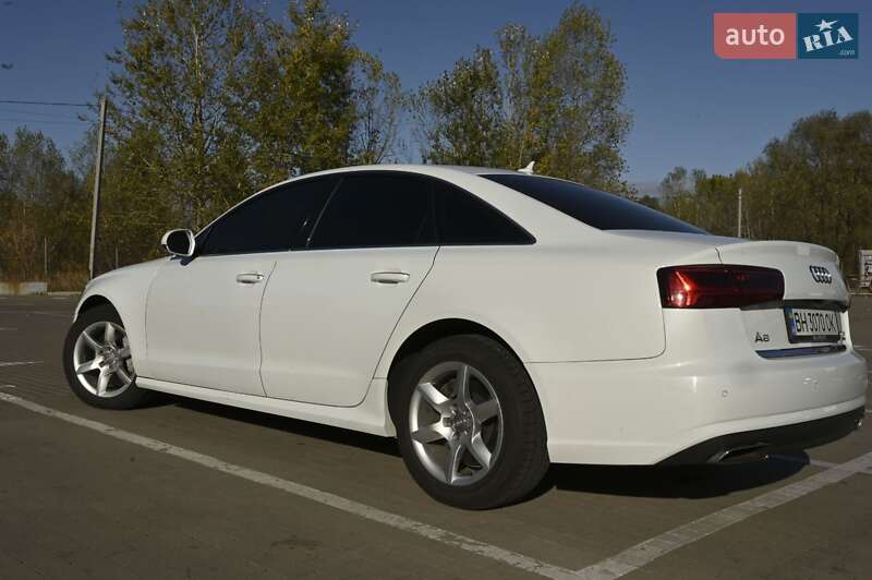 Седан Audi A6 2015 в Сумах