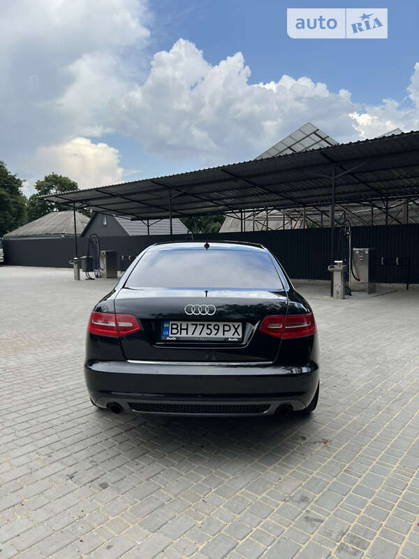Седан Audi A6 2010 в Первомайске
