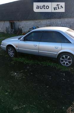 Седан Audi A6 1997 в Бучаче