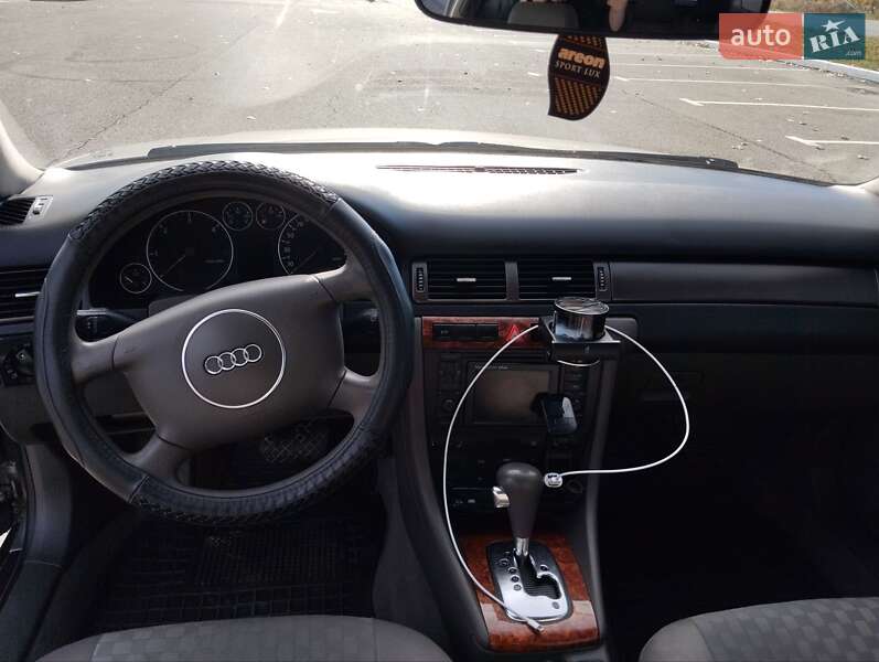 Універсал Audi A6 2002 в Луцьку