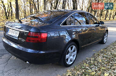 Седан Audi A6 2004 в 