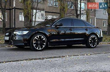 Седан Audi A6 2013 в 