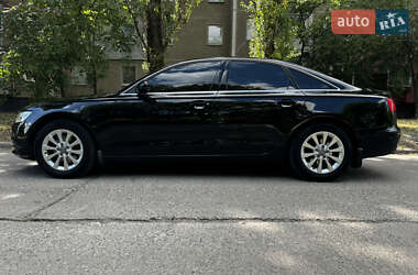 Седан Audi A6 2013 в 