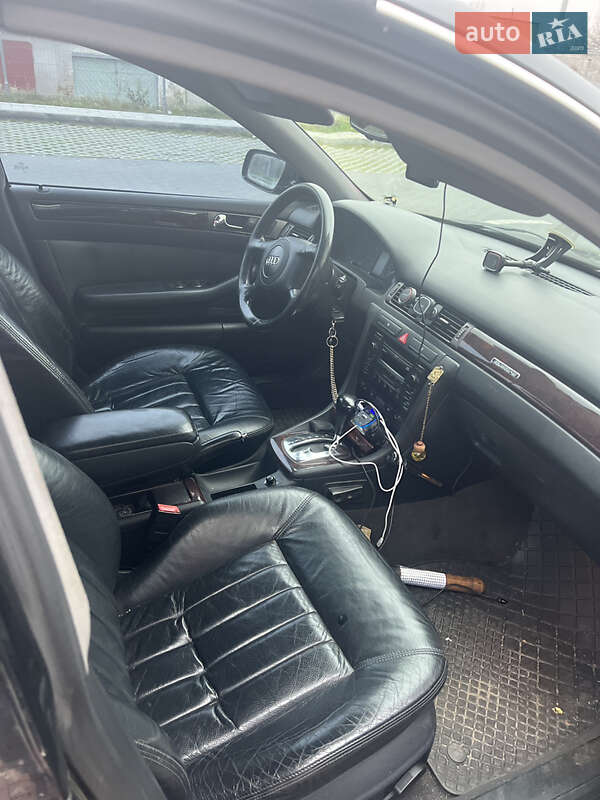 Седан Audi A6 2000 в Львове