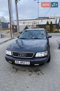 Седан Audi A6 1995 в Киеве