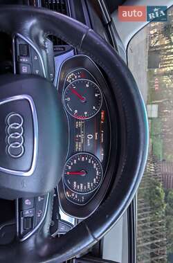 Седан Audi A6 2014 в 