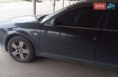 Седан Audi A6 2002 в 