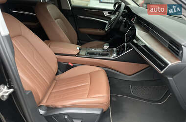 Седан Audi A6 2019 в 