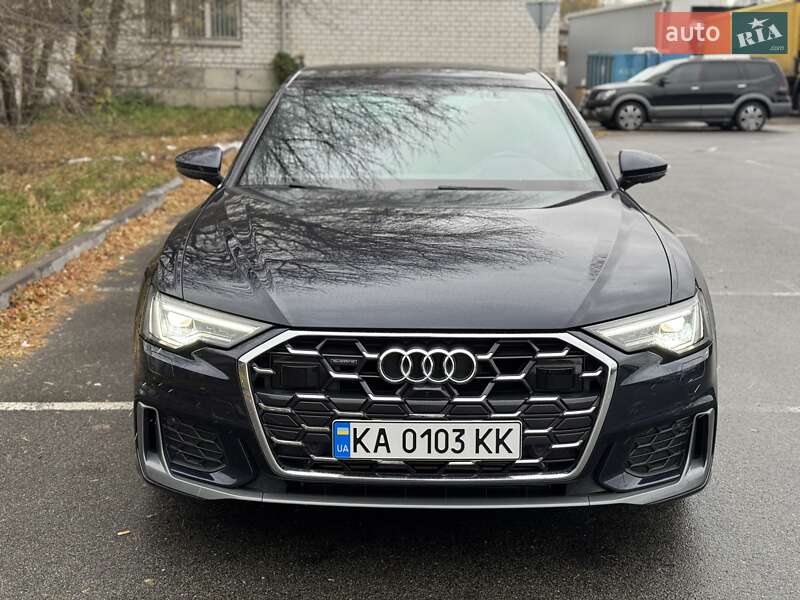Седан Audi A6 2022 в 
