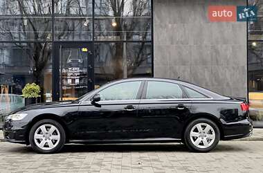 Седан Audi A6 2015 в Ужгороде