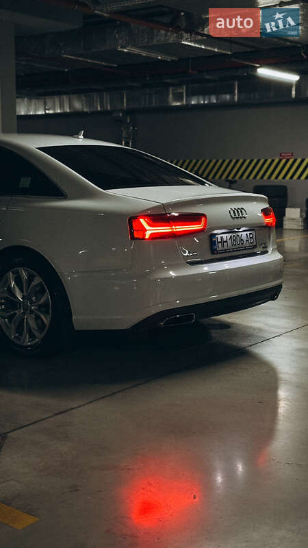 Седан Audi A6 2016 в Одессе