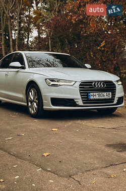 Седан Audi A6 2016 в 