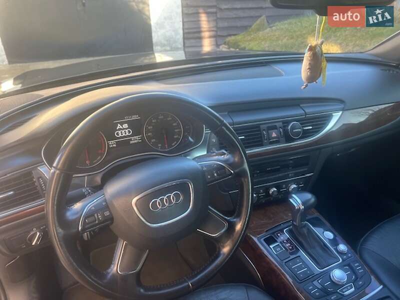 Седан Audi A6 2013 в Рівному