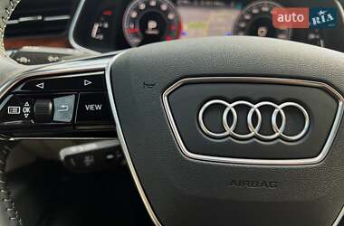Седан Audi A6 2019 в 