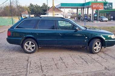 Універсал Audi A6 1996 в 