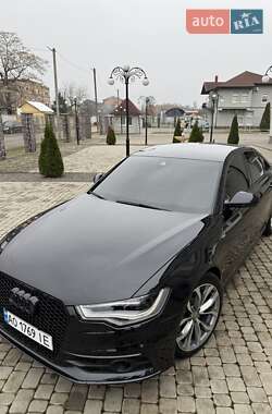 Седан Audi A6 2011 в Мукачево