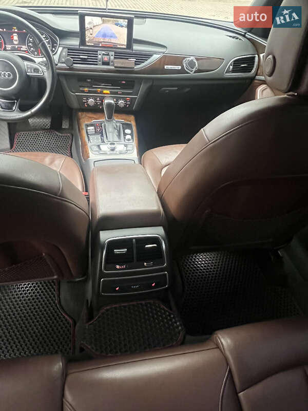 Седан Audi A6 2016 в Ровно