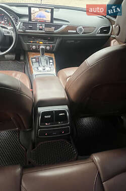 Седан Audi A6 2016 в 