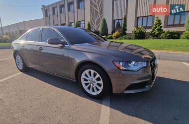 Седан Audi A6 2014 в Запоріжжі