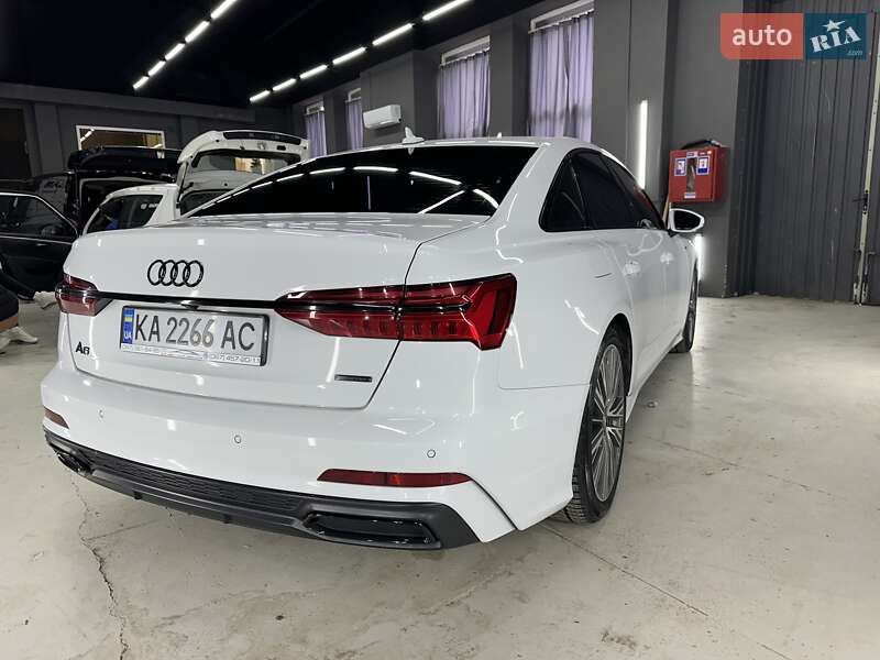 Седан Audi A6 2018 в Киеве