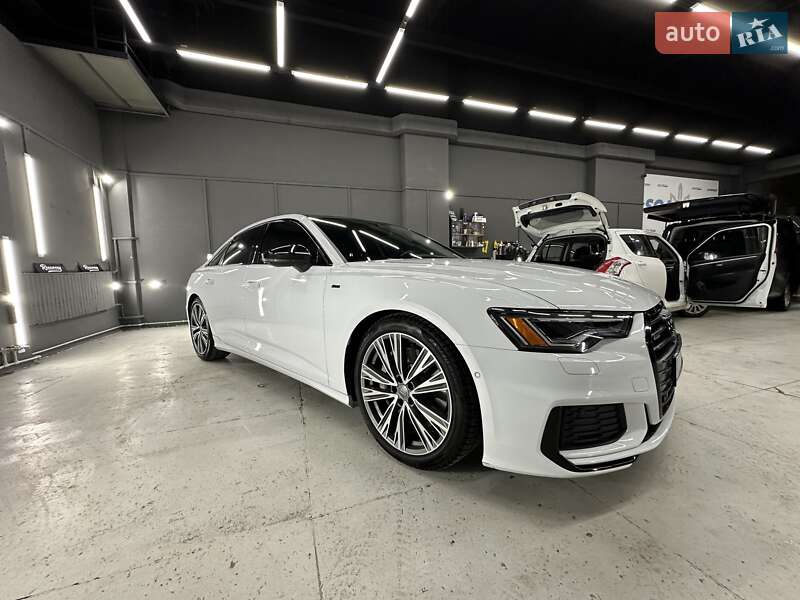 Седан Audi A6 2018 в Киеве