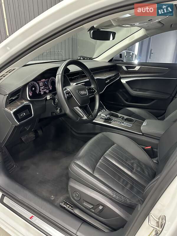 Седан Audi A6 2018 в Киеве