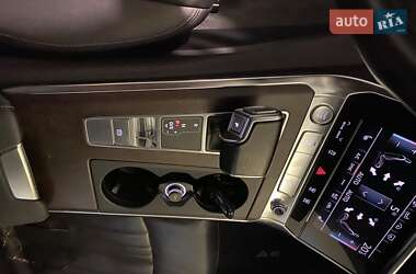 Седан Audi A6 2019 в 