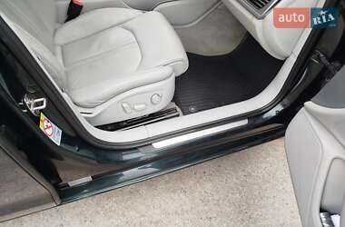 Седан Audi A6 2013 в 