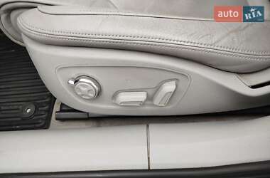 Седан Audi A6 2013 в 