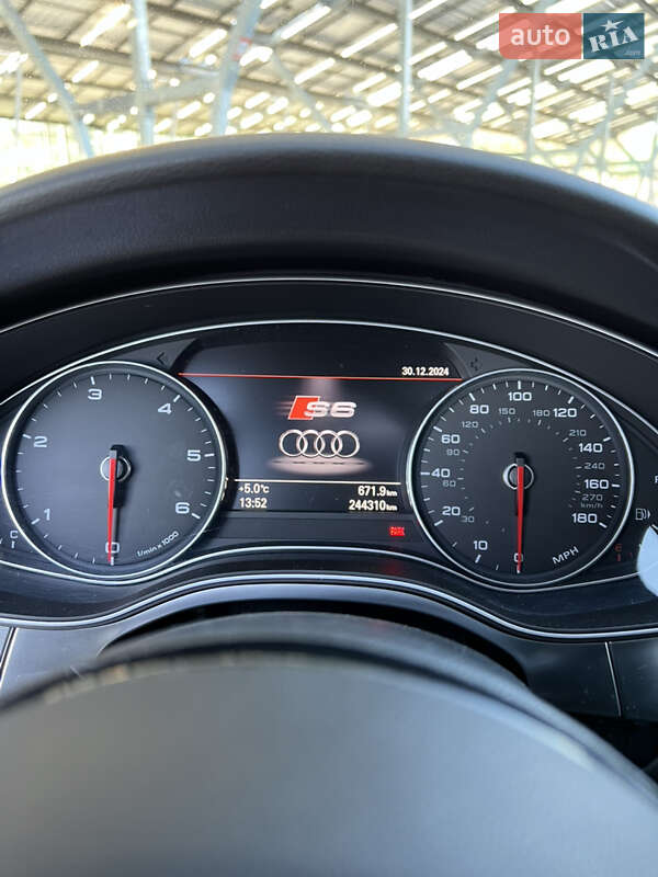 Седан Audi A6 2013 в Винниках