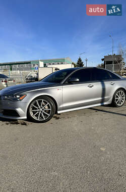 Седан Audi A6 2015 в 