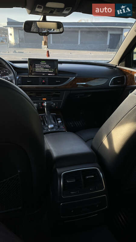 Седан Audi A6 2013 в Сарнах