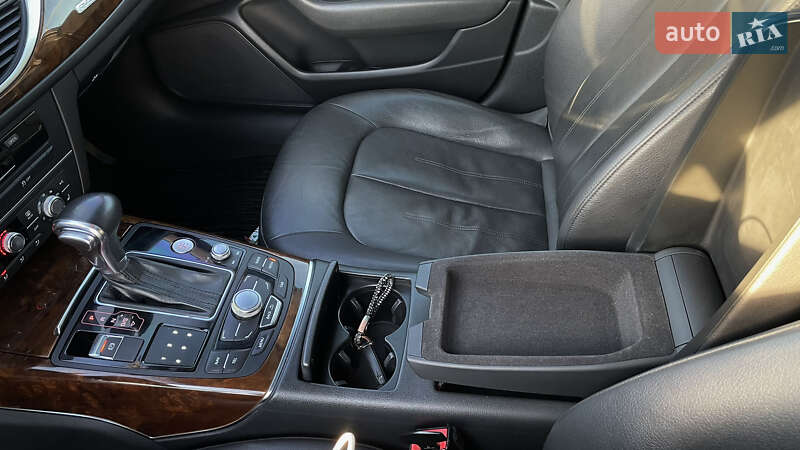 Седан Audi A6 2013 в Сарнах