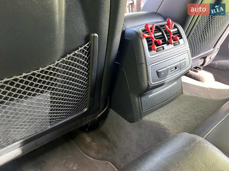 Седан Audi A6 2012 в Жовкве