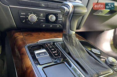 Седан Audi A6 2012 в 