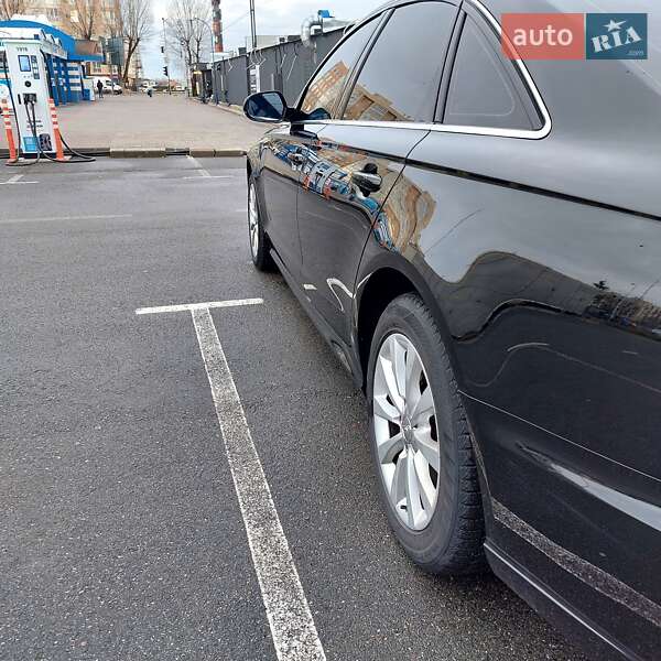 Седан Audi A6 2016 в Киеве