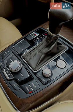 Седан Audi A6 2012 в 