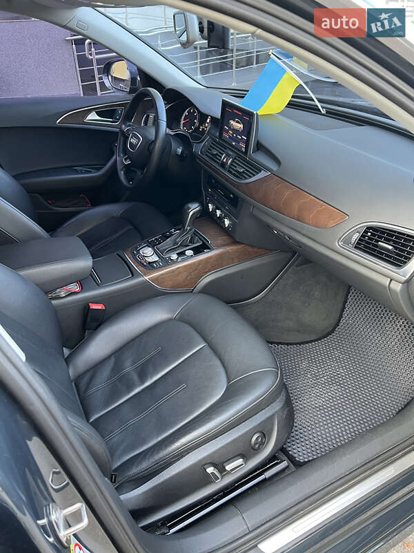 Седан Audi A6 2015 в Киеве