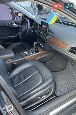 Седан Audi A6 2015 в 