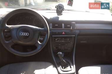 Седан Audi A6 1998 в Ратному